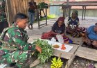 Satgas Yonif 645/GTY Borong Hasil Bumi Warga Distrik Kelila